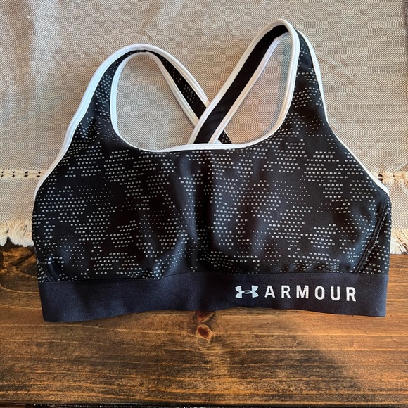 Under Armour Black Sports Bra, size large, compression, EUC, athletic, sports - Picture 1 of 5